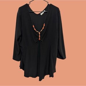 Cato Black V-Neck Ruched Front Tunic with Beaded Necklace